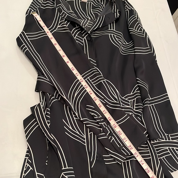 H&M Women’s Size Medium Long Satin Sheath Dress With Belt Black and White - Picture 8 of 14